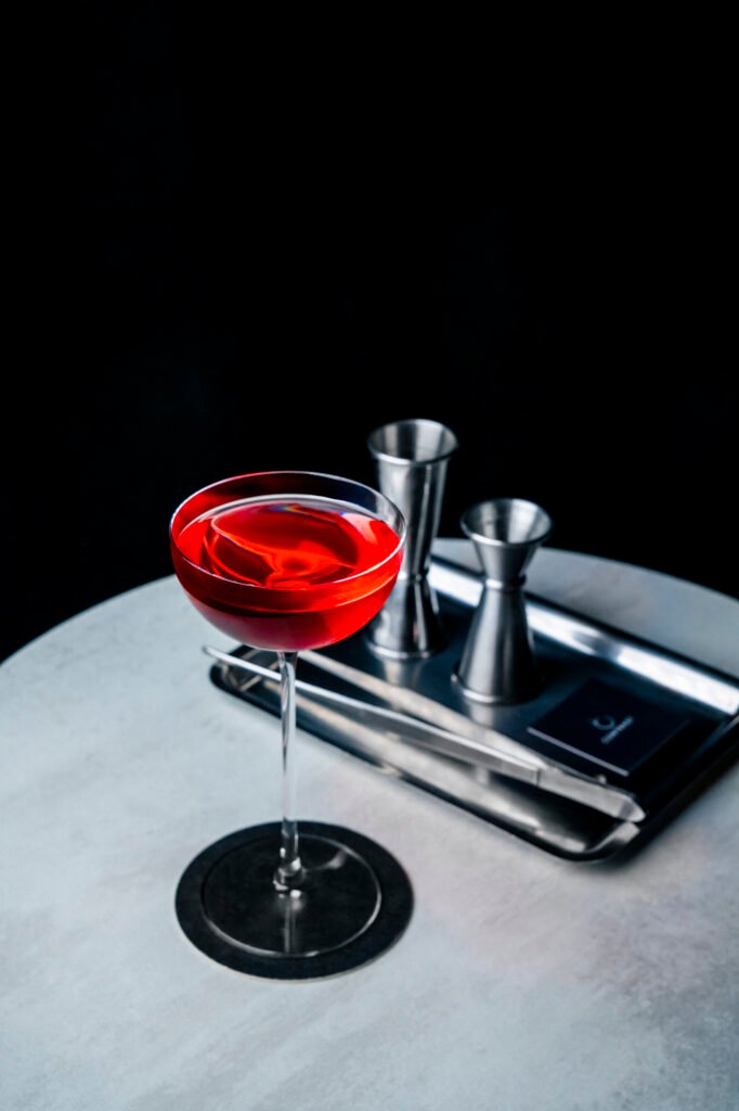 Contrast Lyon - Expérience nocturne - Cocktail signature présentation soignée
